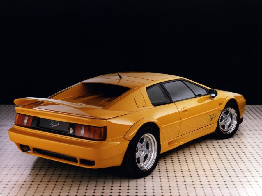  Lotus Esprit Sport 300 1993 года  (фото 4 из 4)